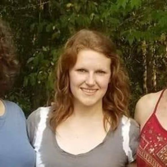 Meet your Posher, Hayley - Picture 1 of 1